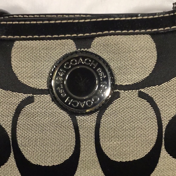 Coach Bag - Picture 4 of 6